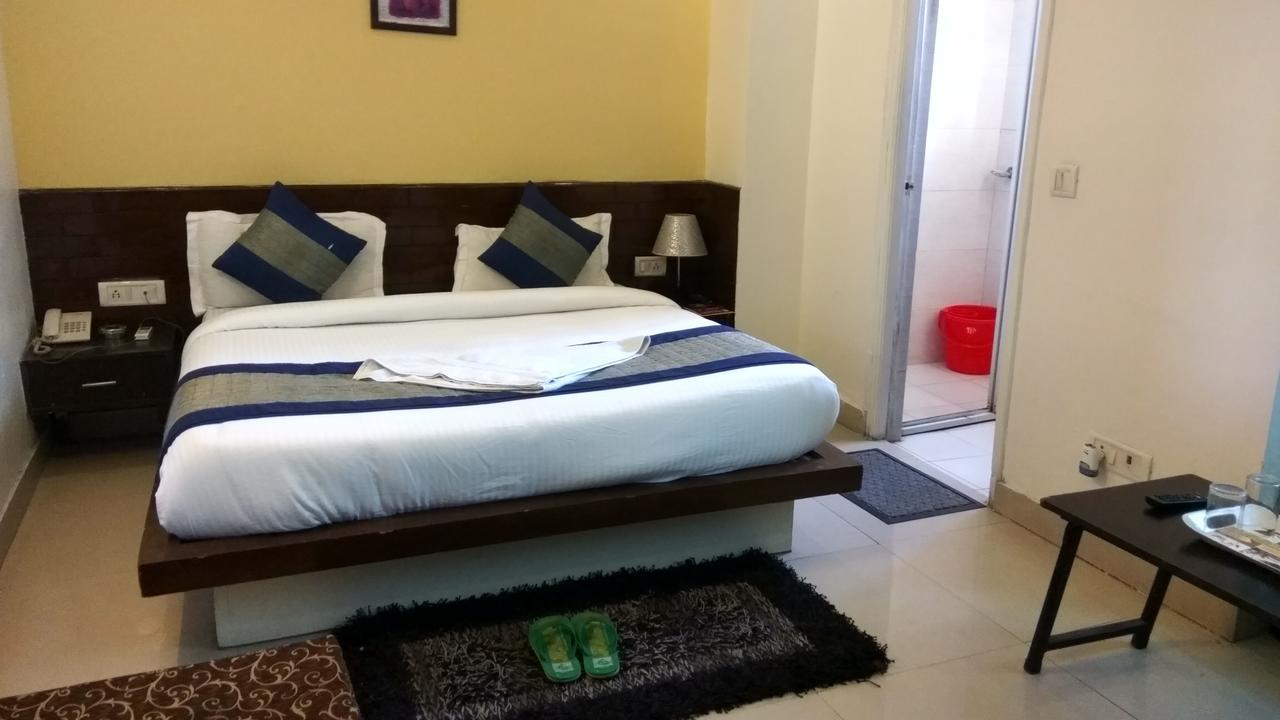 Airport Hotel Port View Új-Delhi Kültér fotó