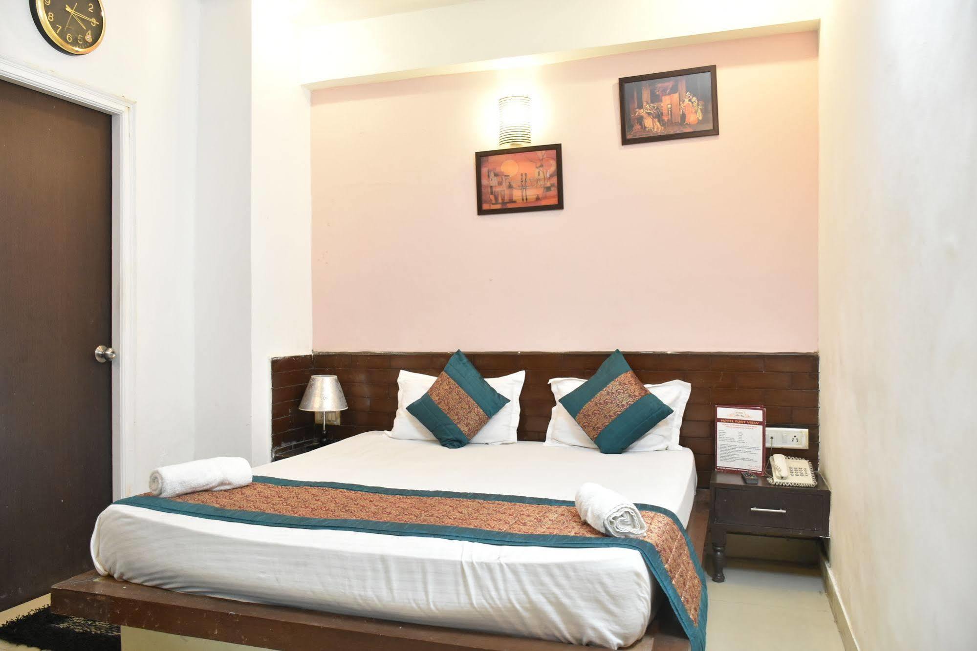 Airport Hotel Port View Új-Delhi Kültér fotó